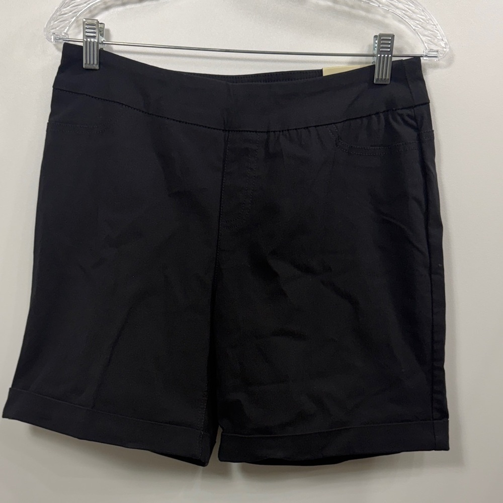Soft Surroundings Black Super Stretch 6” short size medium.NWT.
